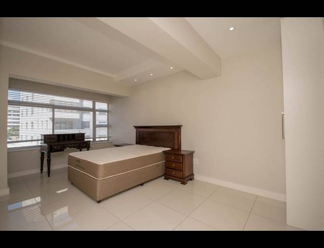2 BEDROOM PROPERTY TO RENT IN SEA POINT